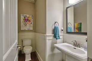 422 Turnberry Ave, Woodburn, OR 97071 - Photo 27