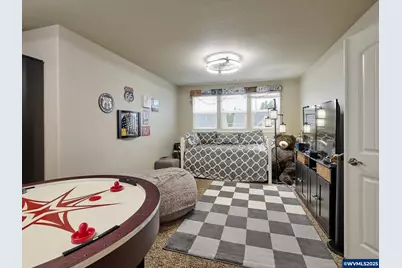 422 Turnberry Av, Woodburn, OR 97071 - Photo 25