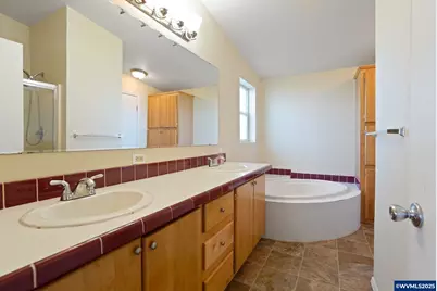 1998 Virginia Dr, Dallas, OR 97338 - Photo 37