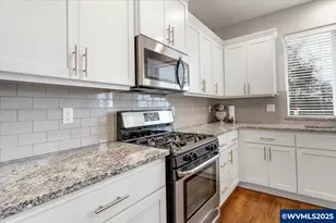 2383 Cherry Blossom Dr, Salem, OR 97304 - Photo 19