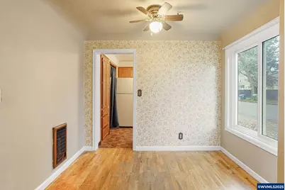 1645 McCoy Av NE, Salem, OR 97301 - Photo 11