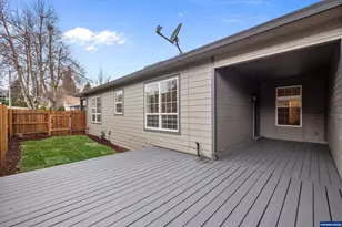 240 Norway St, Silverton, OR 97381 - Photo 23