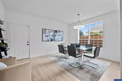 240 Norway St, Silverton, OR 97381 - Photo 9