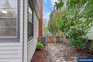 1960 Breyman St NE, Salem, OR 97301 - Photo 25