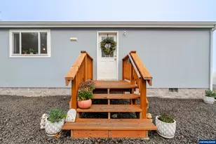 30610 Santiam Hwy, Lebanon, OR 97355 - Photo 5