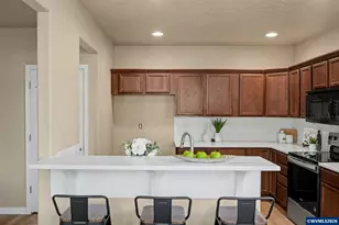 315 Benton Dr, Albany, OR 97321 - Photo 15