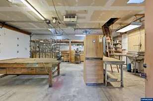 969 NW Camellia Dr, Corvallis, OR 97330 - Photo 41