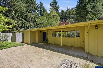 969 NW Camellia Dr, Corvallis, OR 97330 - Photo 5