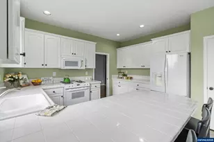 5961 SW Balsam Dr, Corvallis, OR 97333 - Photo 17