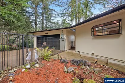 2369 Emerald Dr NW, Salem, OR 97304 - Photo 3