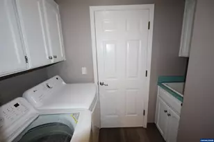 997 Glazemeadow St NE, Keizer, OR 97303 - Photo 27