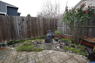 997 Glazemeadow St NE, Keizer, OR 97303 - Photo 31