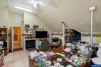 245 Edgewood Dr, Silverton, OR 97381 - Photo 31