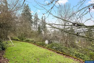 245 Edgewood Dr, Silverton, OR 97381 - Photo 39