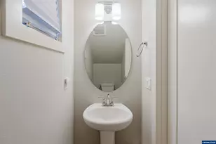 3937 Cousteau Dr SE, Salem, OR 97302 - Photo 9