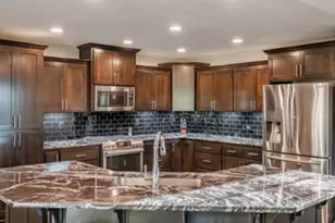 38802 NW Garden Dr, Scio, OR 97374 - Photo 3