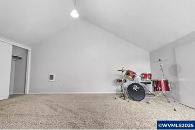 4776 Buffalo Dr SE, Salem, OR 97317 - Photo 9