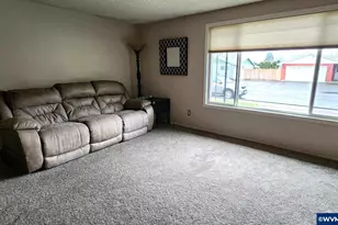 3714 Lafayette St SE, Albany, OR 97322 - Photo 5