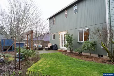 321 NE Carmen Pl, Corvallis, OR 97330 - Photo 37