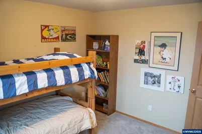 321 NE Carmen Pl, Corvallis, OR 97330 - Photo 33