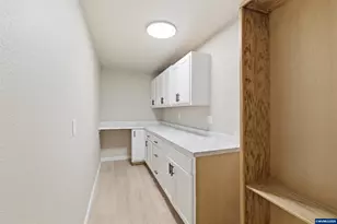 1480 S 4th St, Lebanon, OR 97355 - Photo 35