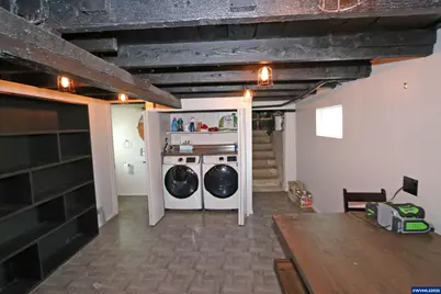 585 Hickory St NE, Salem, OR 97301 - Photo 15