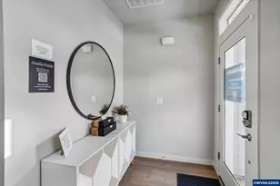 1483 Logan Pkw SE, Albany, OR 97322 - Photo 3