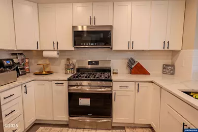 780 778 E Jefferson St, Stayton, OR 97383 - Photo 5