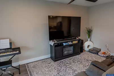 780 778 E Jefferson St, Stayton, OR 97383 - Photo 9