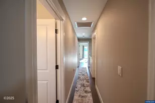 780 778 E Jefferson St, Stayton, OR 97383 - Photo 27