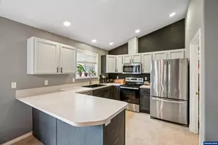 314 NW Elderberry Ln, Dallas, OR 97338 - Photo 13