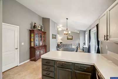 314 NW Elderberry Ln, Dallas, OR 97338 - Photo 15