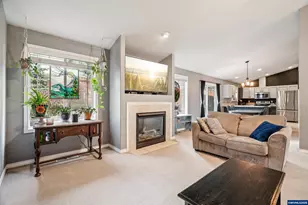 314 NW Elderberry Ln, Dallas, OR 97338 - Photo 9