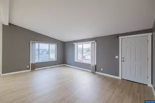 2155 Robins #33 Ln SE, Salem, OR 97306 - Photo 21