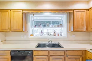 4433 41st Ave NE, Salem, OR 97305 - Photo 31