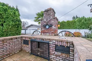 4433 41st Ave NE, Salem, OR 97305 - Photo 13