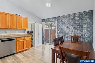 4223 Donalyn NE St, Salem, OR 97301 - Photo 9