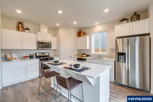 340 Greencrest St NE, Salem, OR 97301 - Photo 13