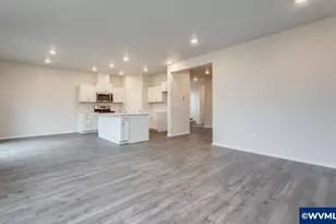 324 Greencrest St NE, Salem, OR 97301 - Photo 7