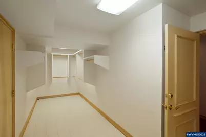 3485 Cherokee Dr S, Salem, OR 97302 - Photo 43