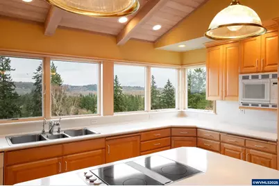 3485 Cherokee Dr S, Salem, OR 97302 - Photo 15