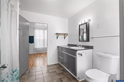 1321 SE Mill St, Roseburg, OR 97470 - Photo 21