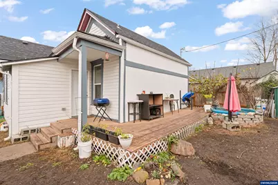 1321 SE Mill St, Roseburg, OR 97470 - Photo 7