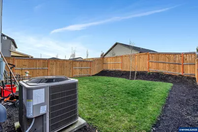 427 Lost Lake St NE, Salem, OR 97301 - Photo 39