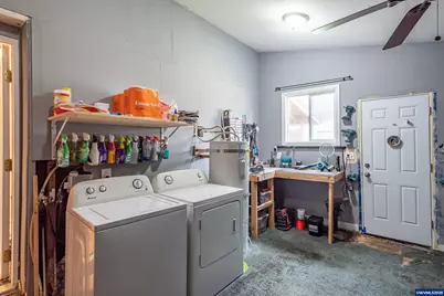 1196 S 7th St, Lebanon, OR 97355 - Photo 19