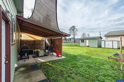 1196 S 7th St, Lebanon, OR 97355 - Photo 21