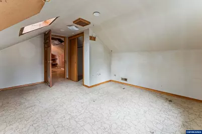 2605 NE Jarrett St, Portland, OR 97211 - Photo 19