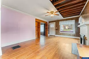 2605 NE Jarrett St, Portland, OR 97211 - Photo 13