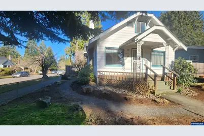 2605 NE Jarrett St, Portland, OR 97211 - Photo 3