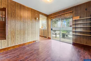 2605 NE Jarrett St, Portland, OR 97211 - Photo 7